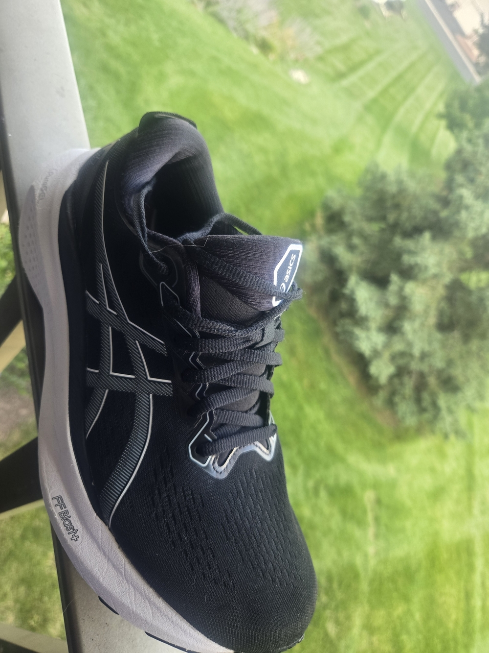 ASICS Black and White Men's Athletic Running Sneaker